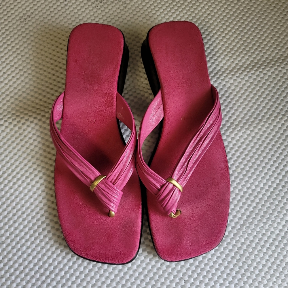 ITALIAN SHOEMAKERS THONG SANDALS